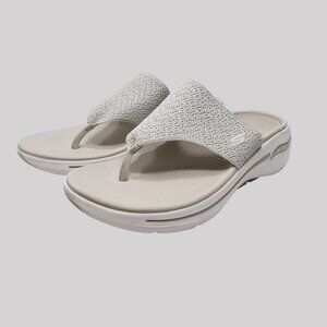 SKECHERS GO WALK ARCH FIT Sandals Womens 9